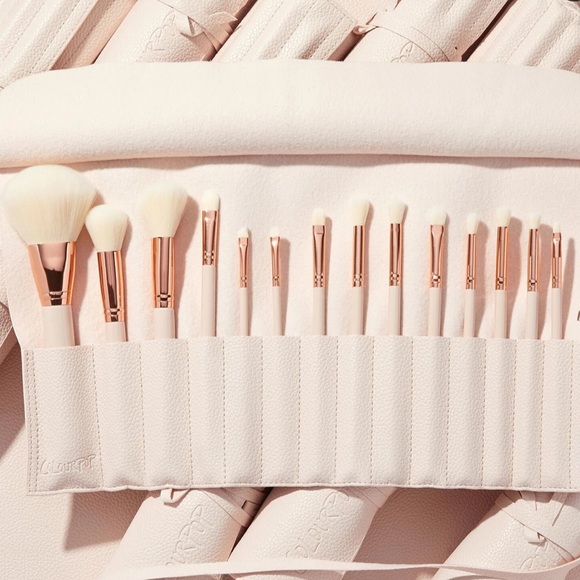 ColourPop Ultimate Brush Roll set - Picture 2 of 2